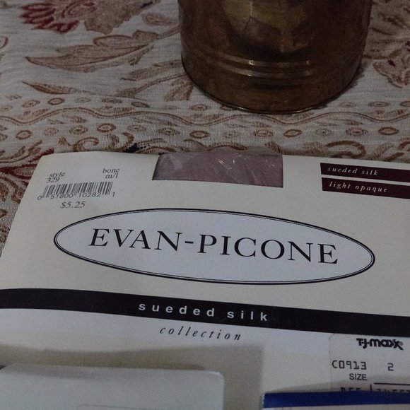 Lot 3 pair NOS Pantyhose M/L Tan Bone Coffee - Picture 4 of 7